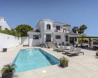 Rynek wtórny - Villa - Estepona - Estepona Centro