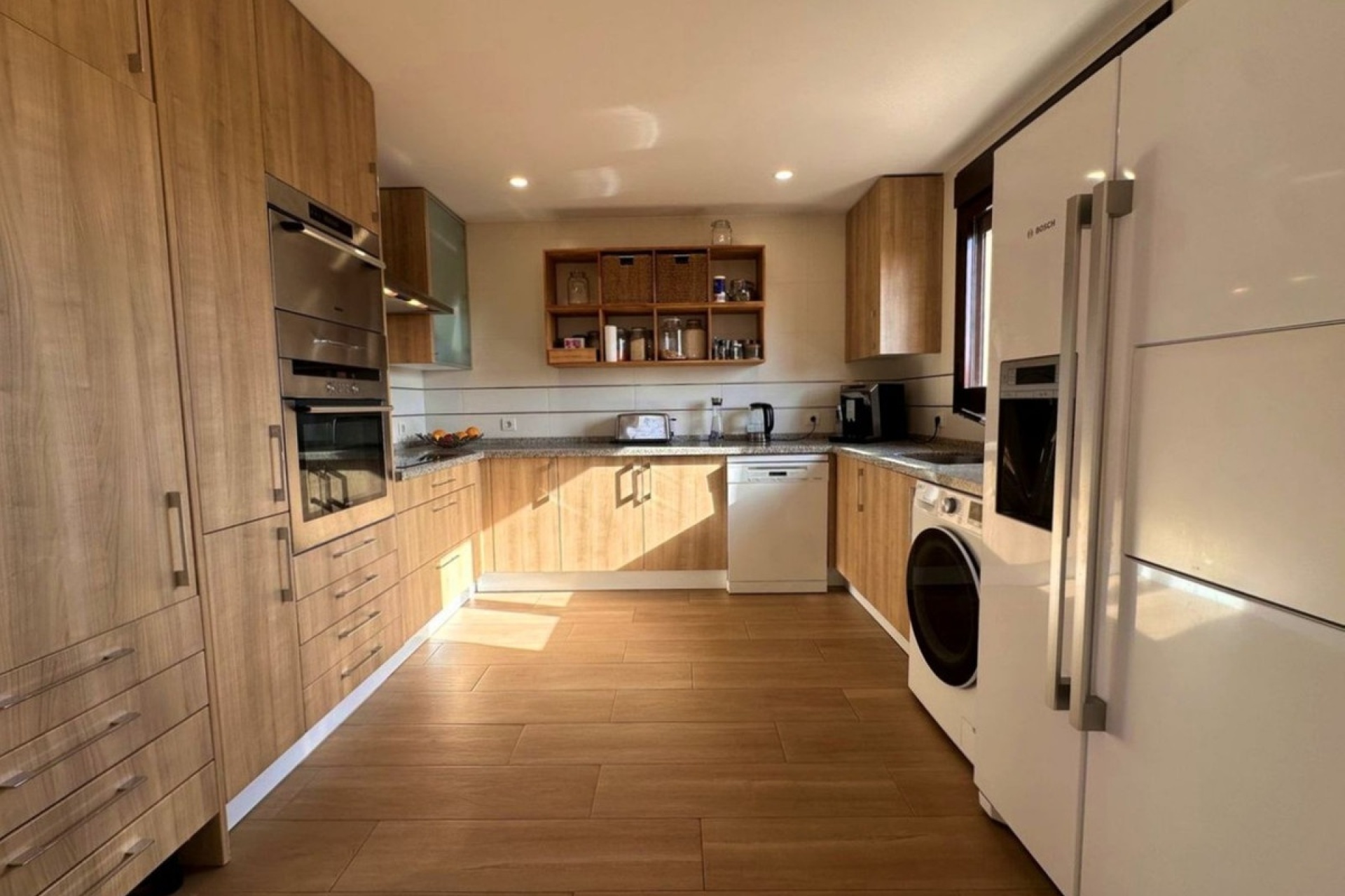 Rynek wtórny - Villa - Estepona - Estepona Centro