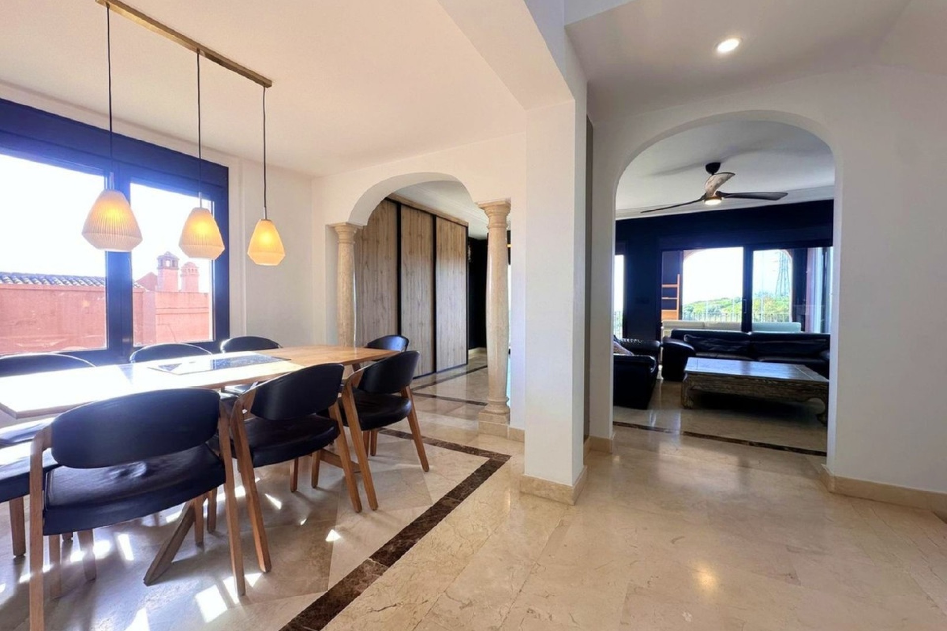 Rynek wtórny - Villa - Estepona - Estepona Centro