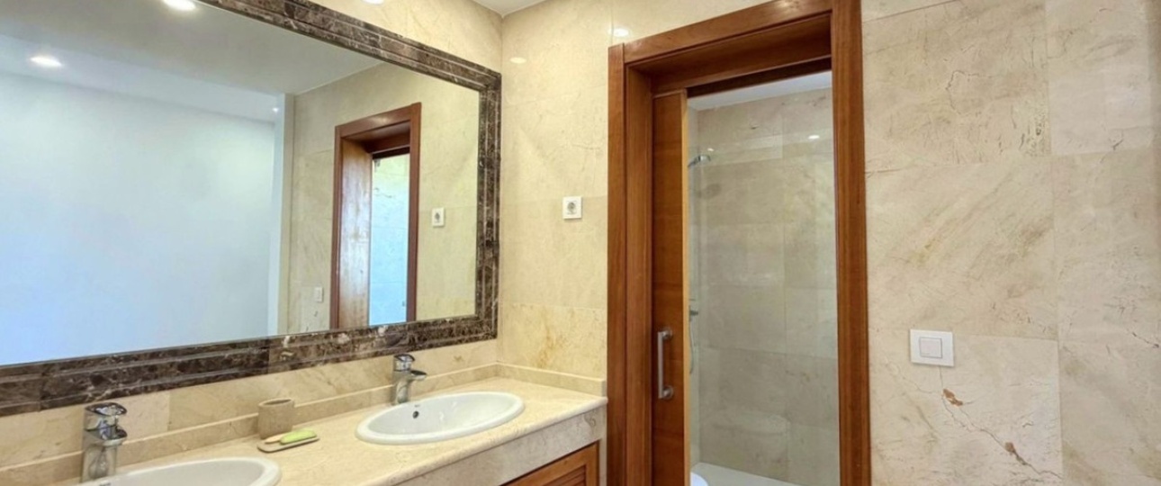 Rynek wtórny - Villa - Estepona - Estepona Centro