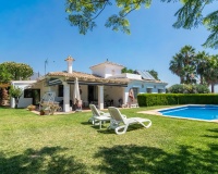 Rynek wtórny - Villa - Estepona - Estepona Centro