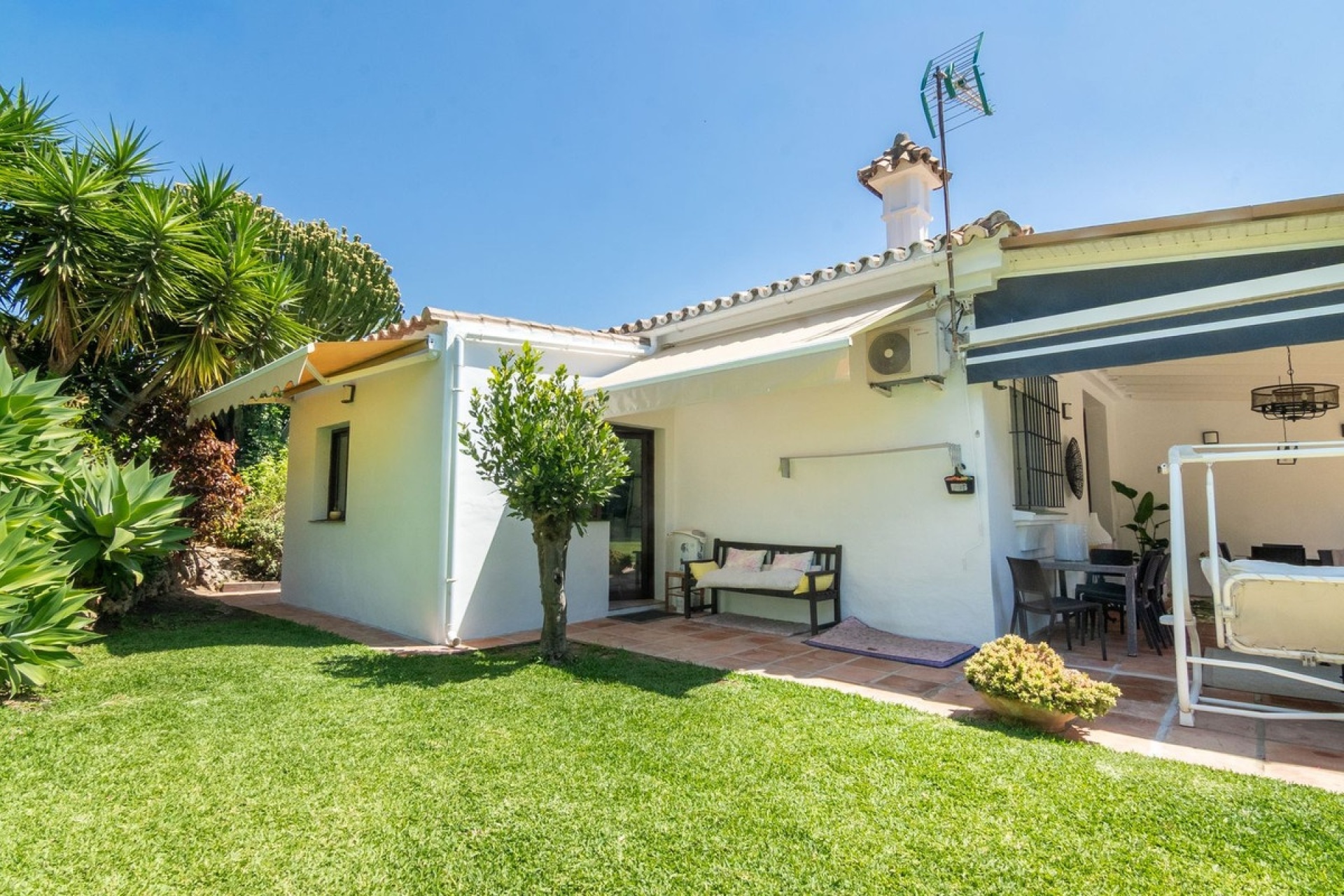 Rynek wtórny - Villa - Estepona - Estepona Centro