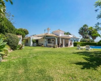 Rynek wtórny - Villa - Estepona - Estepona Centro