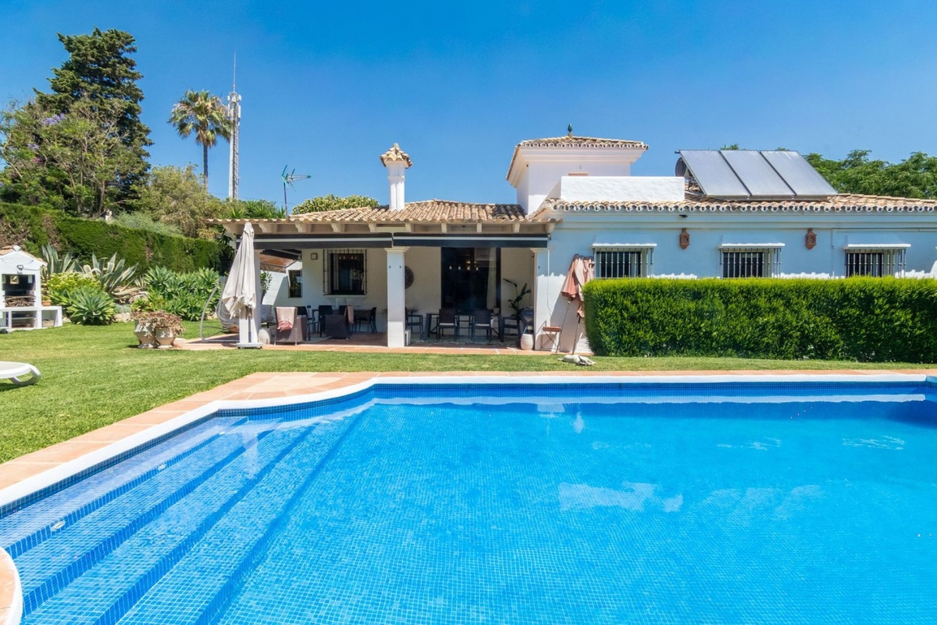 Rynek wtórny - Villa - Estepona - Estepona Centro