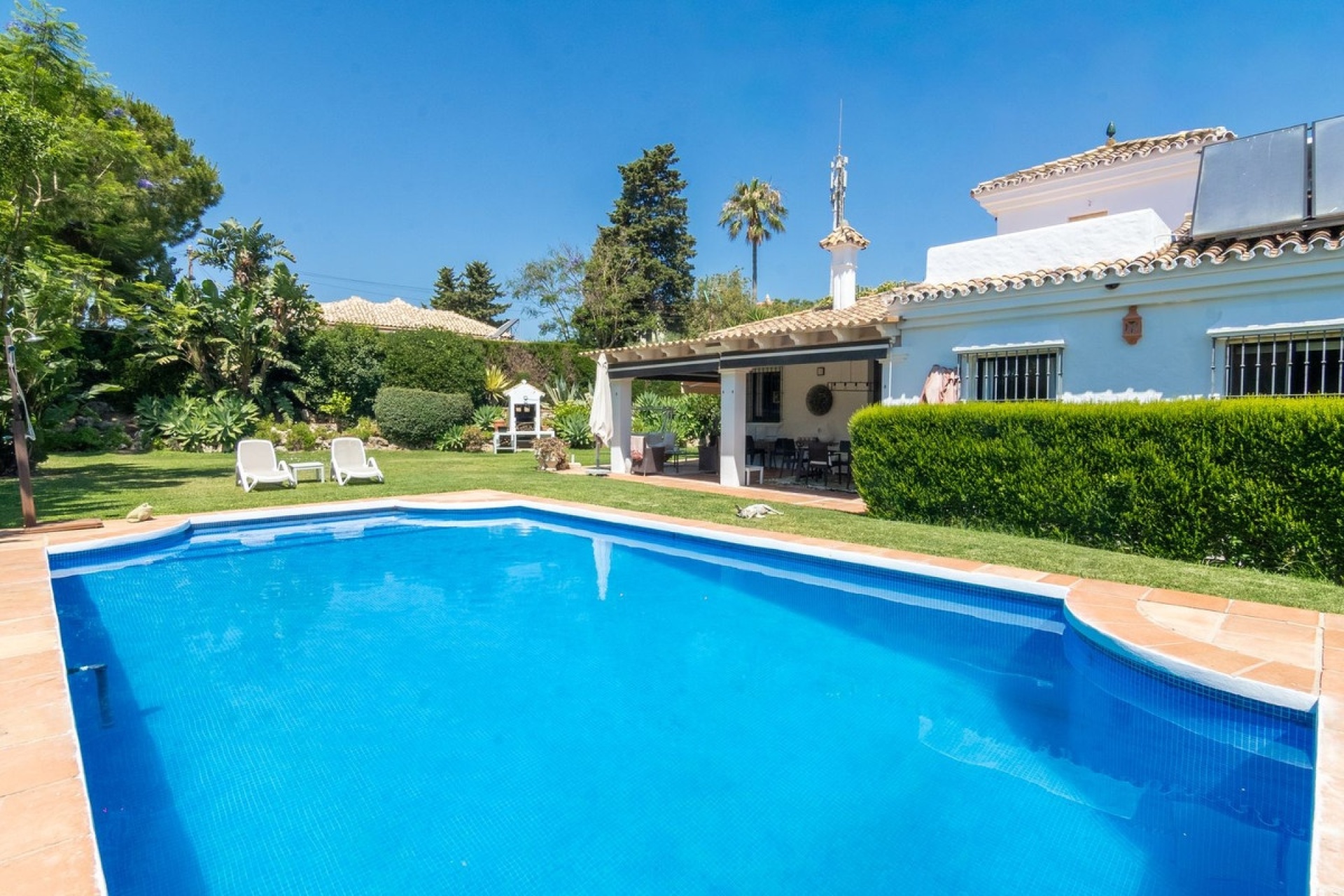 Rynek wtórny - Villa - Estepona - Estepona Centro