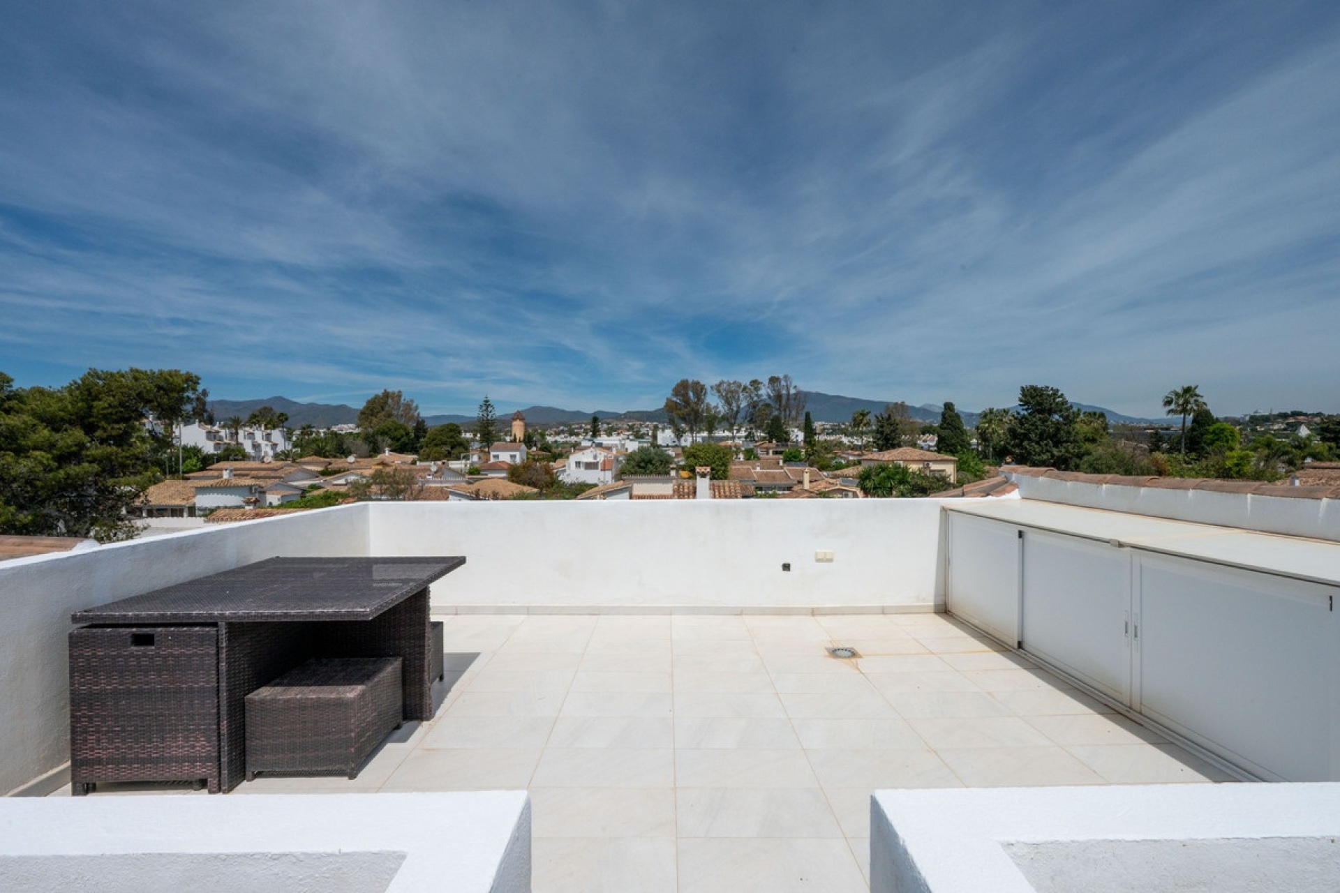 Rynek wtórny - Villa - Estepona - Estepona Centro