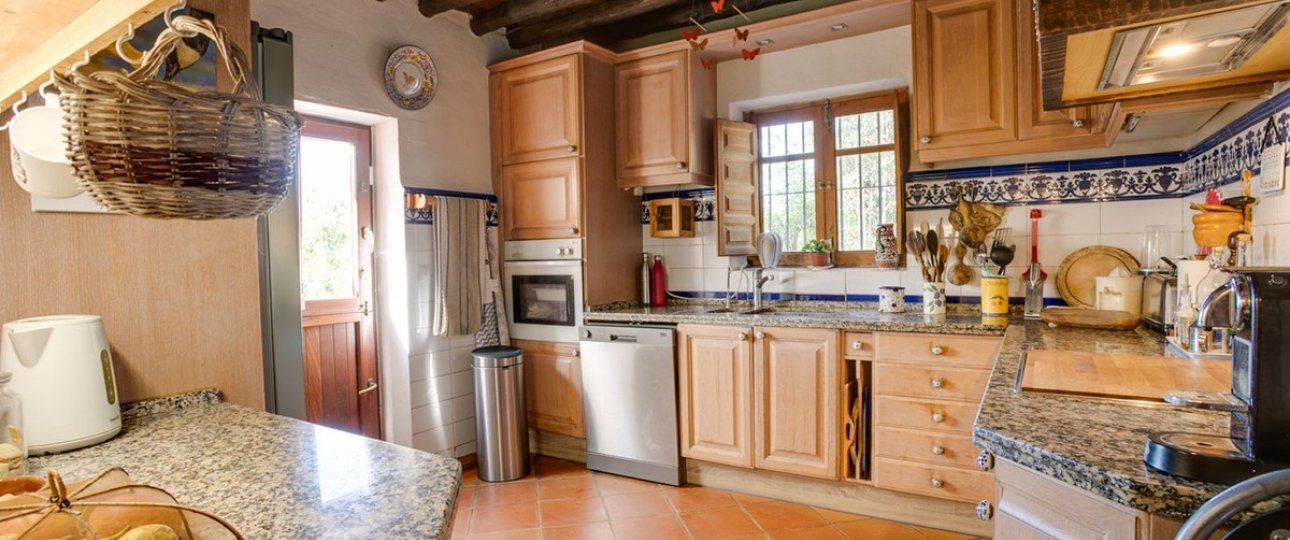 Rynek wtórny - Villa - Estepona - Estepona Centro