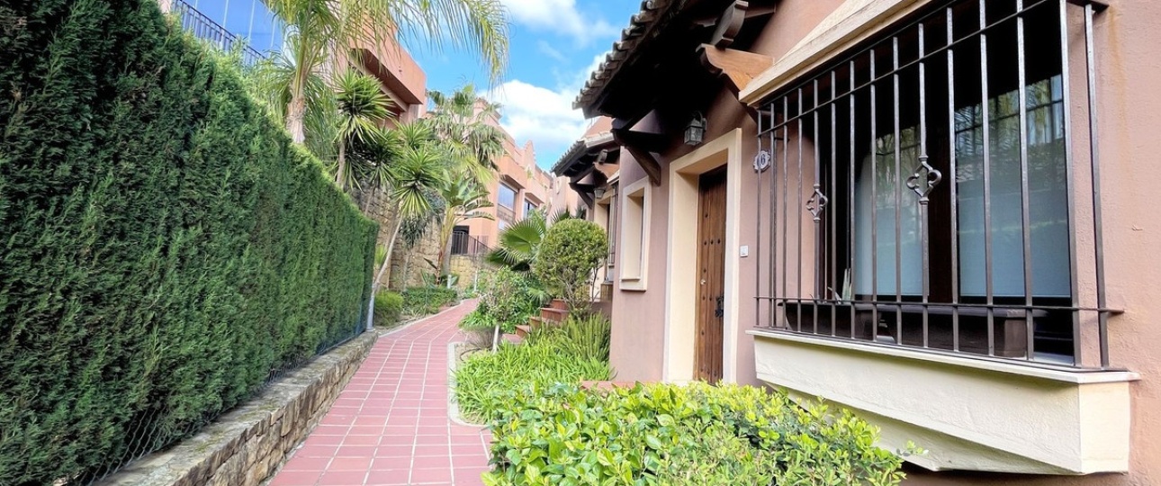 Rynek wtórny - Villa - Estepona - Estepona Centro