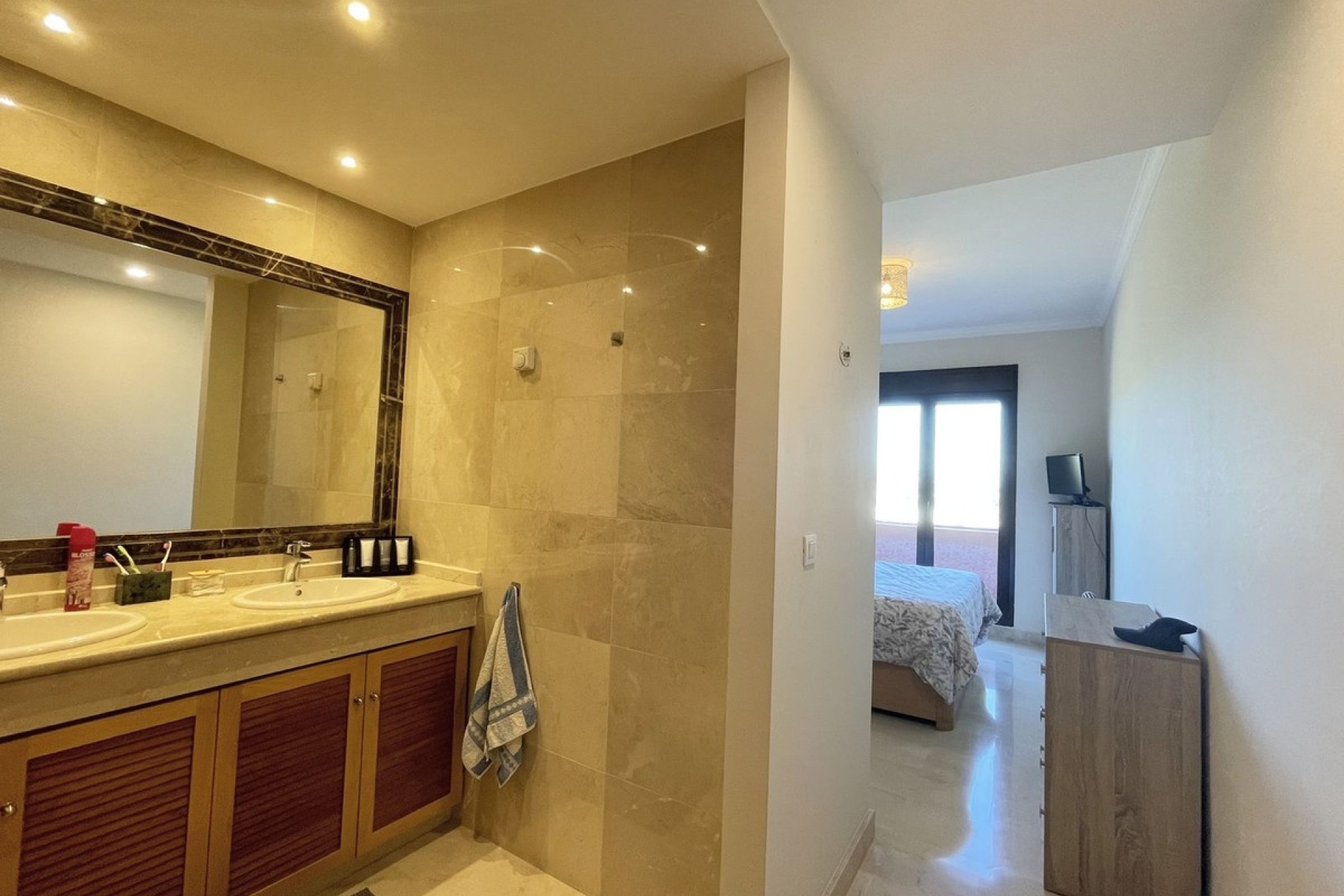 Rynek wtórny - Villa - Estepona - Estepona Centro