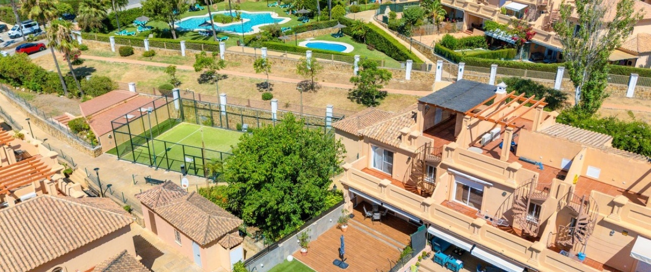 Rynek wtórny - Villa - Estepona - Estepona Centro