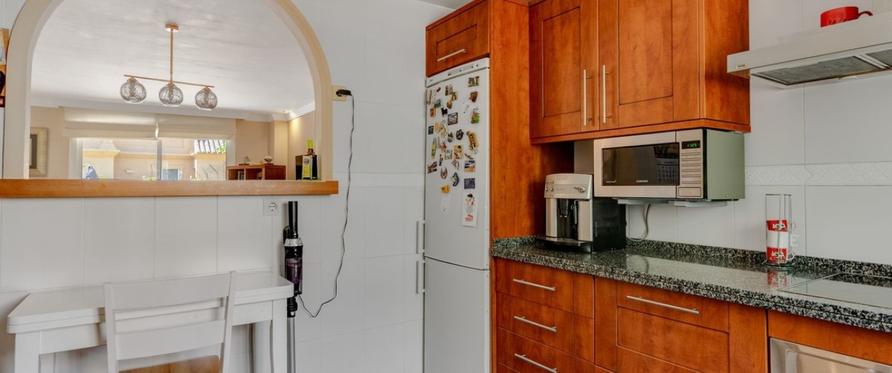 Rynek wtórny - Villa - Estepona - Estepona Centro