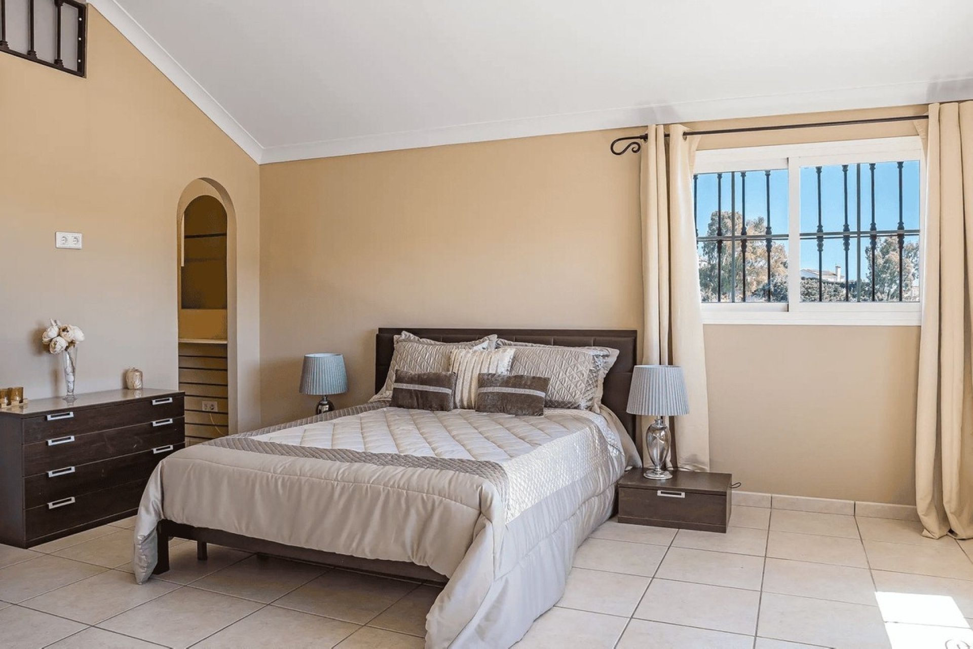 Rynek wtórny - Villa - Estepona - Estepona Centro