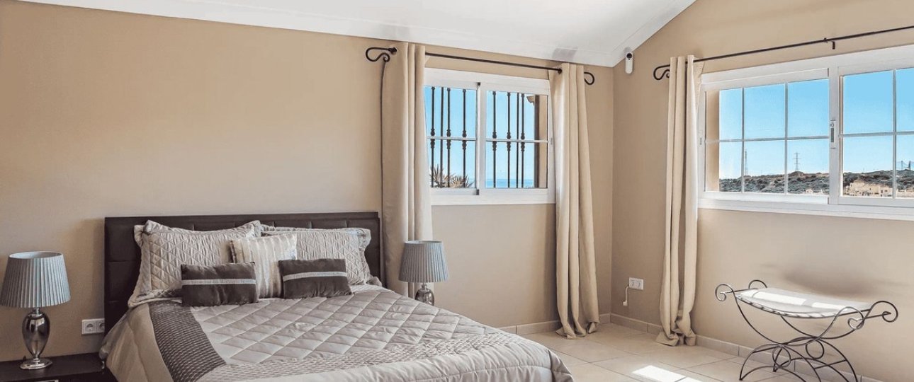 Rynek wtórny - Villa - Estepona - Estepona Centro