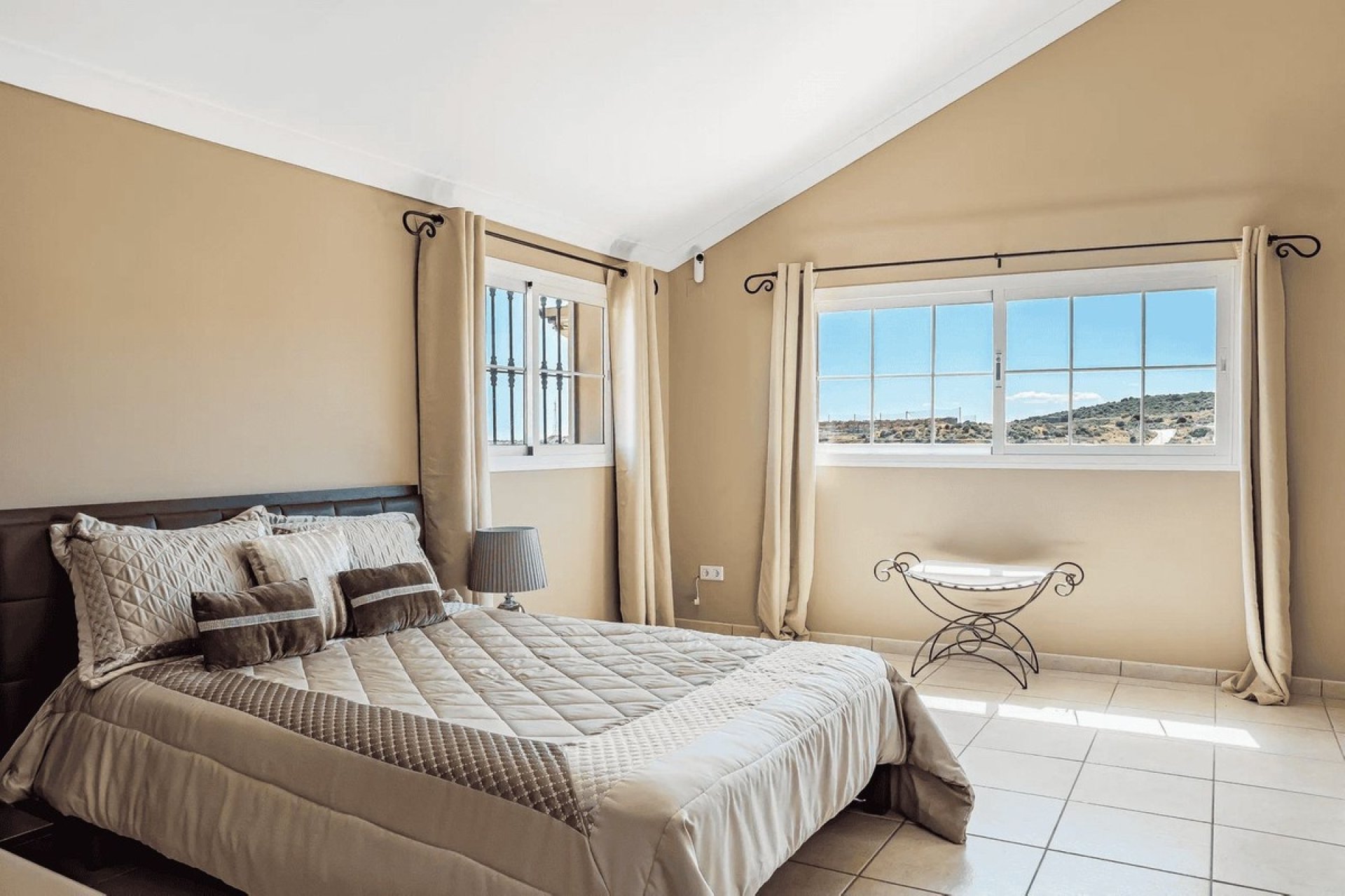 Rynek wtórny - Villa - Estepona - Estepona Centro