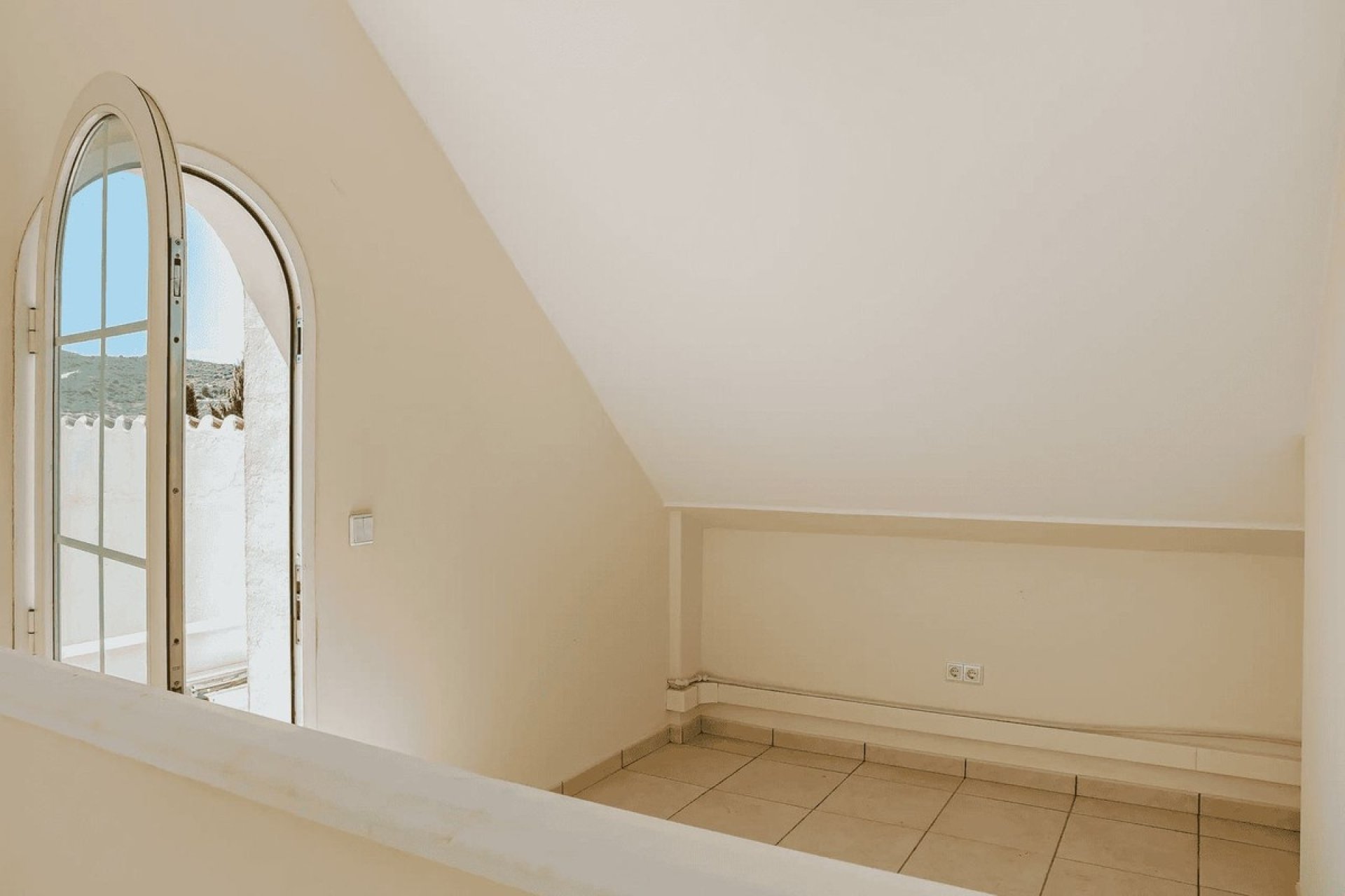 Rynek wtórny - Villa - Estepona - Estepona Centro