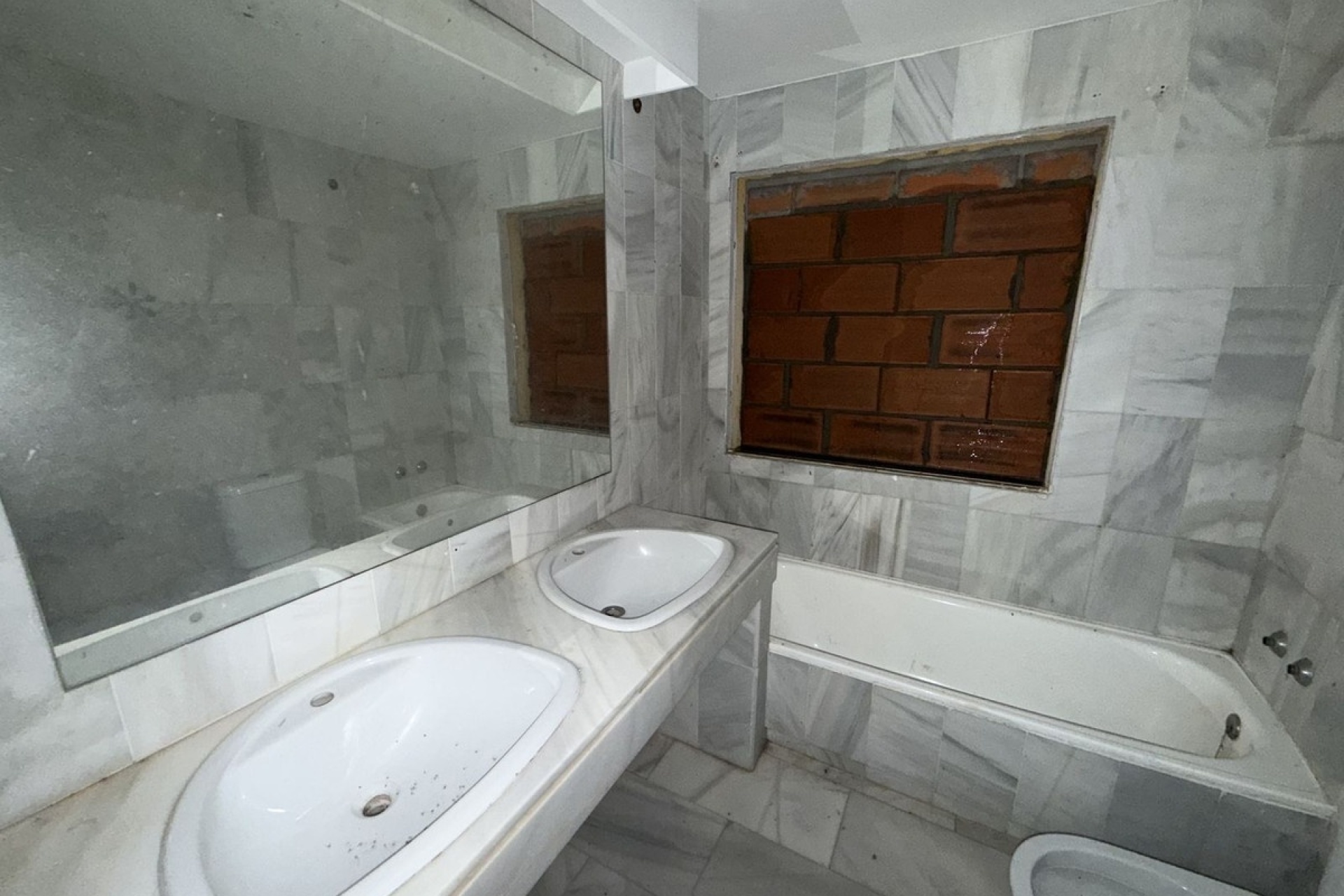 Rynek wtórny - Villa - Estepona - Estepona Centro