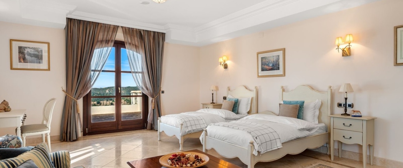 Rynek wtórny - Villa - Estepona - Estepona Centro