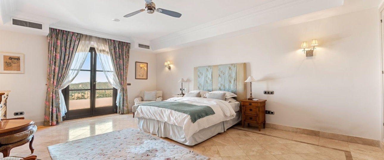 Rynek wtórny - Villa - Estepona - Estepona Centro