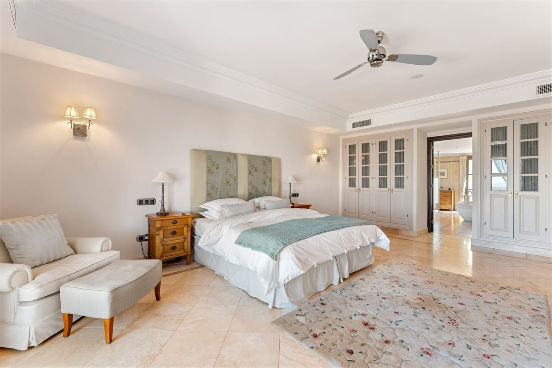 Rynek wtórny - Villa - Estepona - Estepona Centro