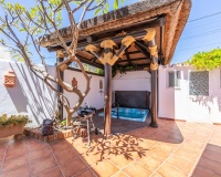 Rynek wtórny - Villa - Estepona - Estepona Centro