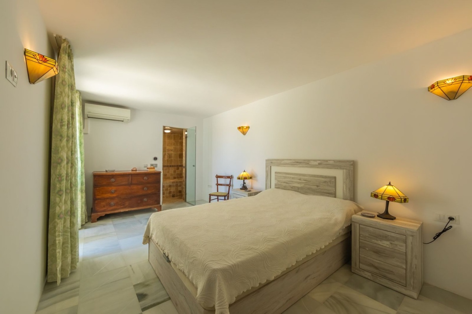 Rynek wtórny - Villa - Estepona - Estepona Centro