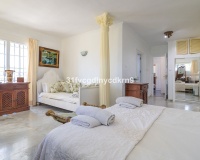 Rynek wtórny - Villa - Estepona - Estepona Centro