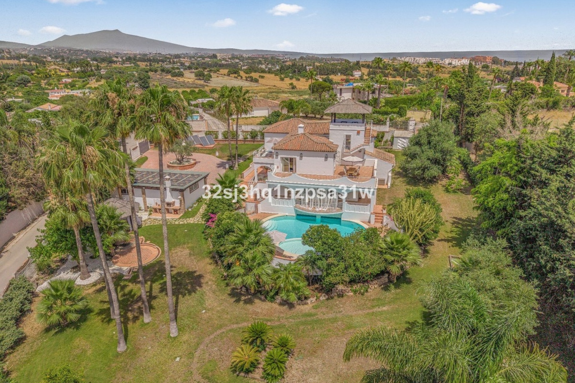 Rynek wtórny - Villa - Estepona - Estepona Centro