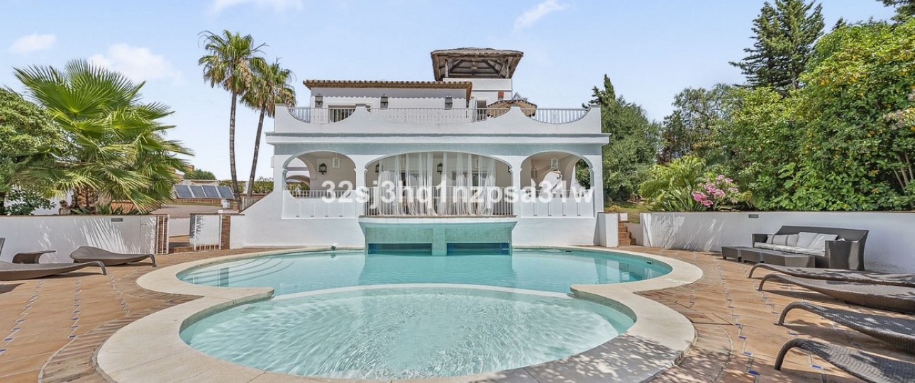 Rynek wtórny - Villa - Estepona - Estepona Centro