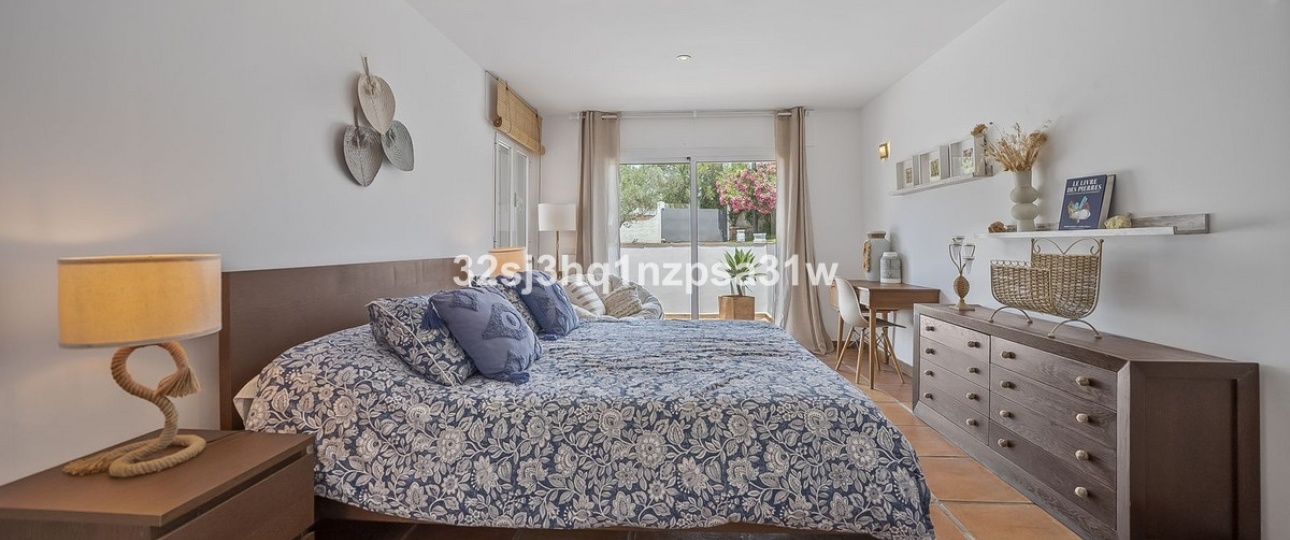 Rynek wtórny - Villa - Estepona - Estepona Centro