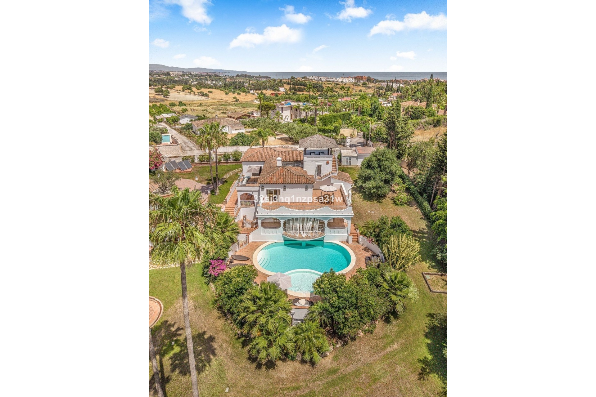 Rynek wtórny - Villa - Estepona - Estepona Centro