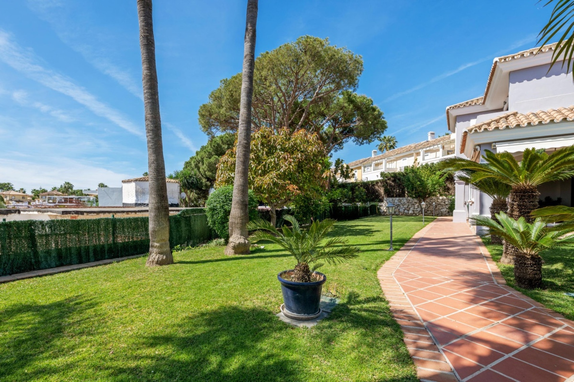 Rynek wtórny - Villa - Estepona - Estepona Centro