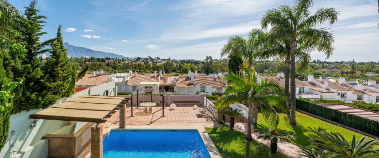 Rynek wtórny - Villa - Estepona - Estepona Centro