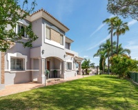 Rynek wtórny - Villa - Estepona - Estepona Centro