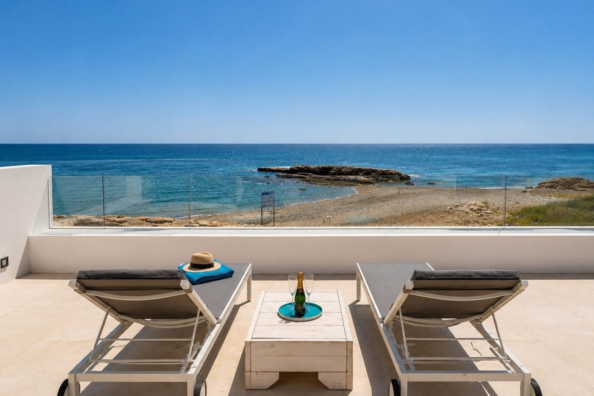 Rynek wtórny - Villa - Estepona - Estepona Centro