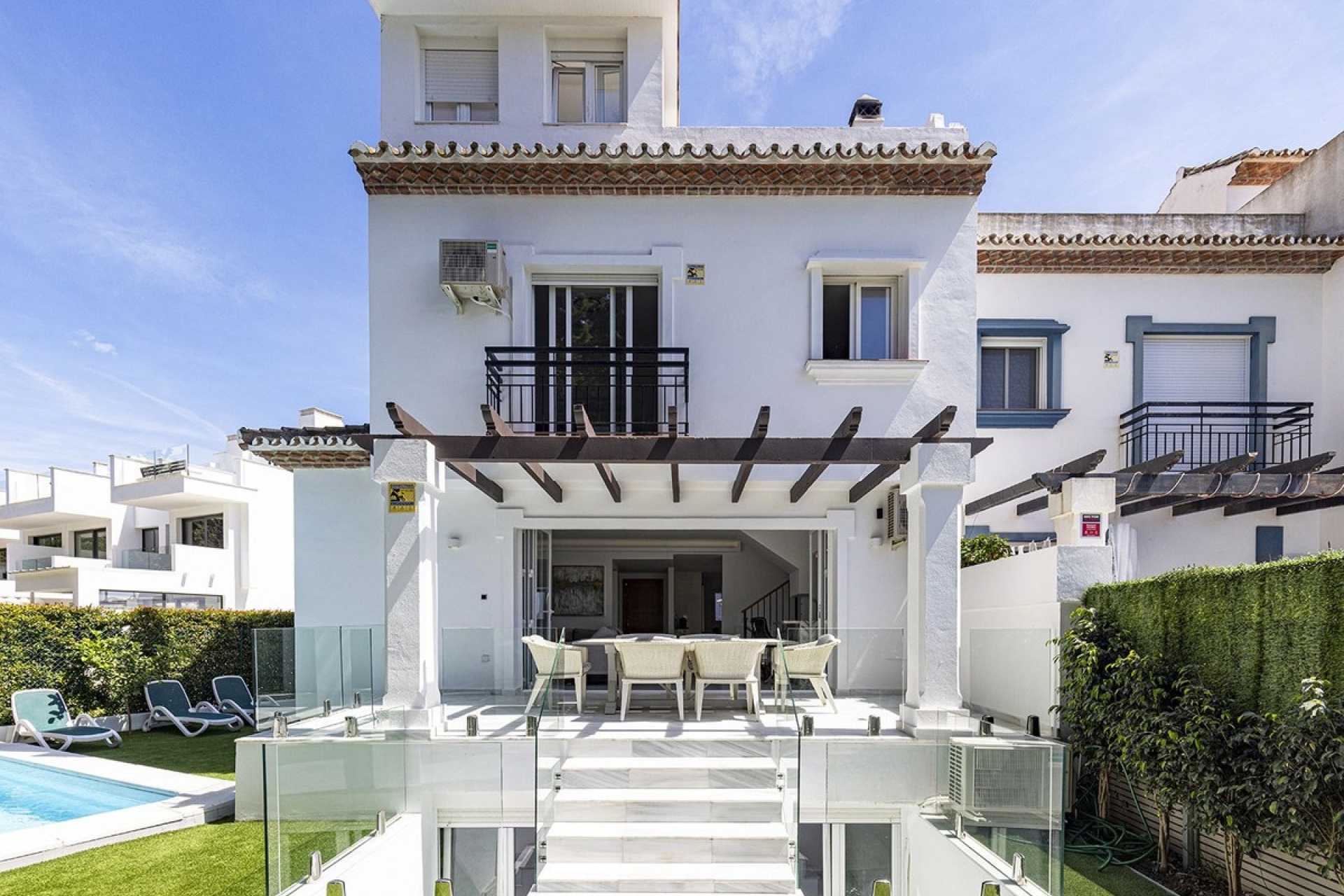 Rynek wtórny - Villa - Estepona - Estepona Centro