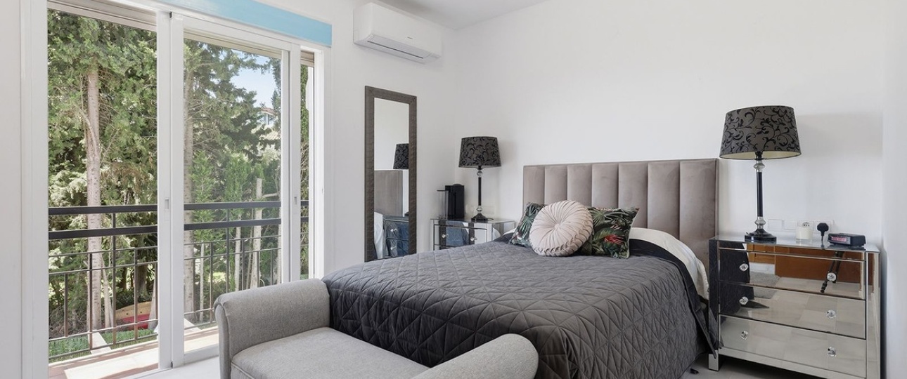 Rynek wtórny - Villa - Estepona - Estepona Centro