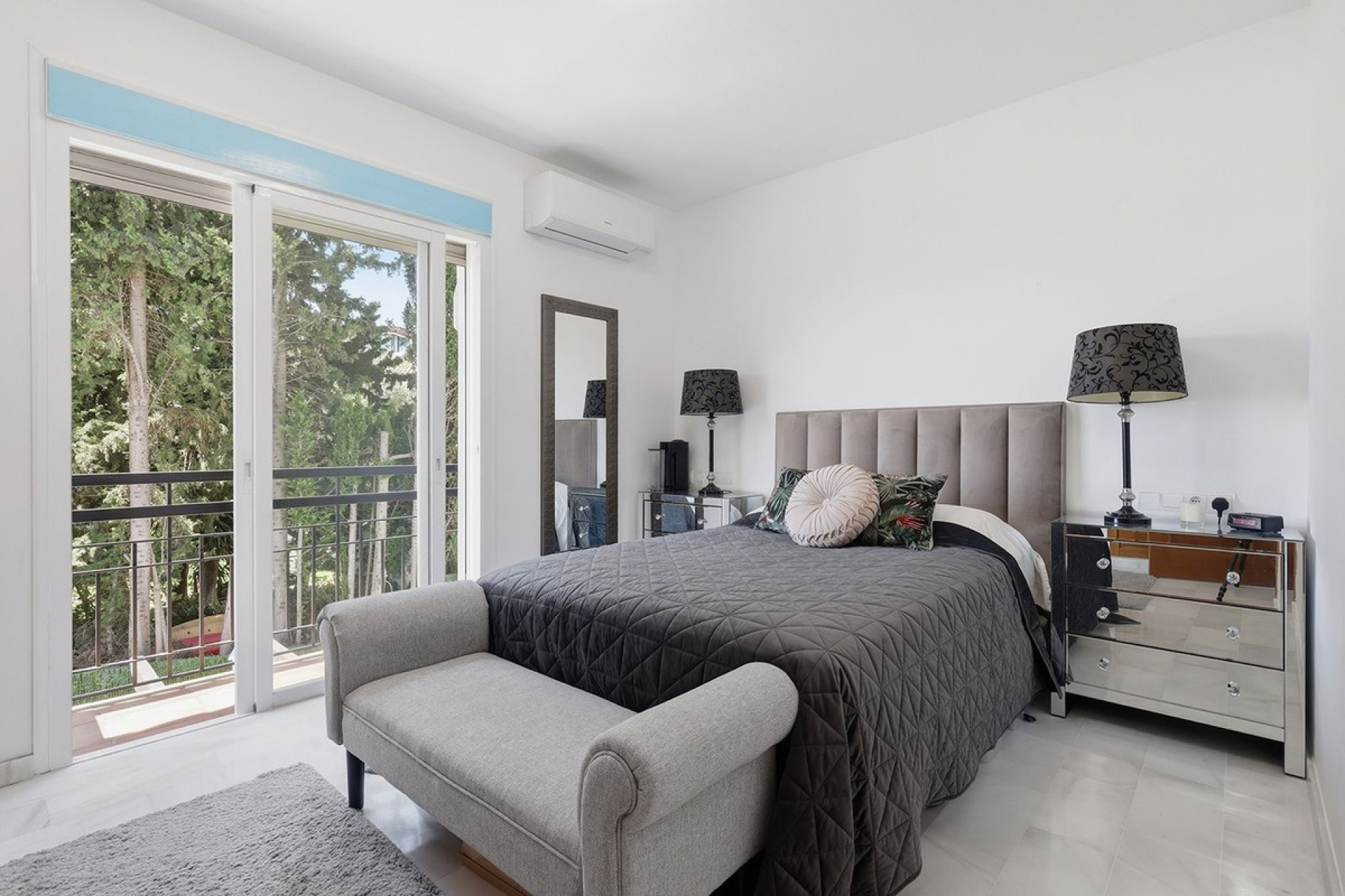 Rynek wtórny - Villa - Estepona - Estepona Centro