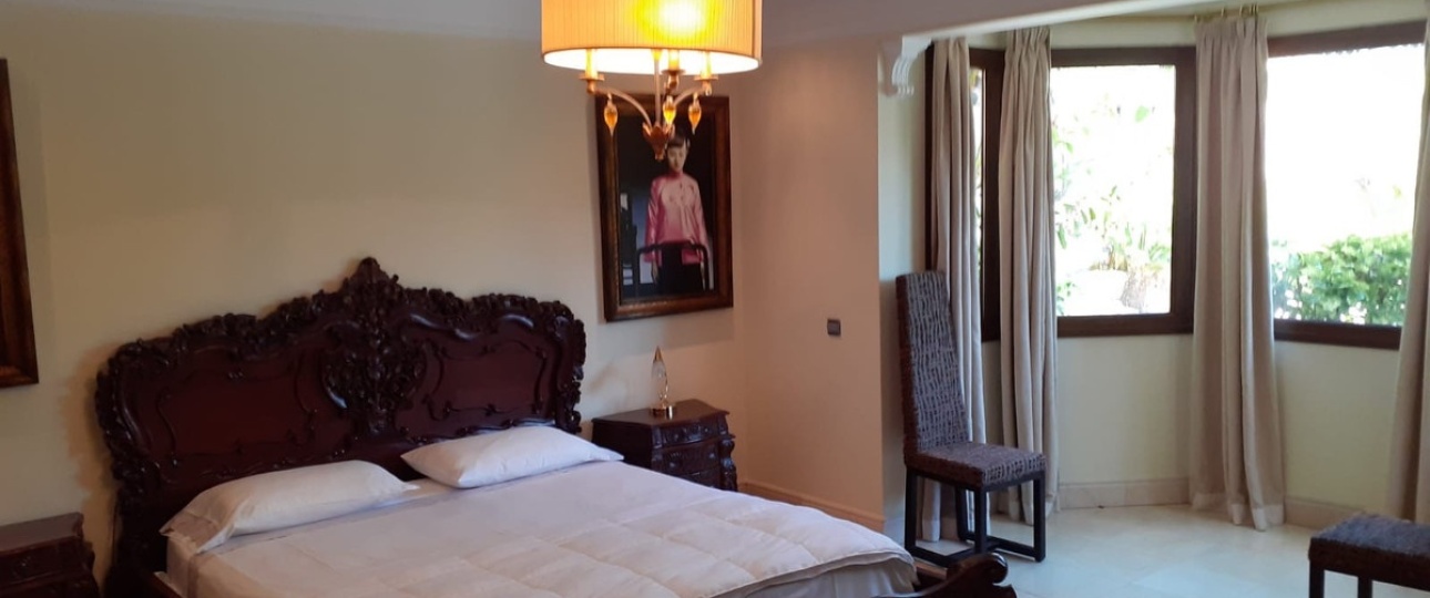Rynek wtórny - Villa - Estepona - Estepona Centro