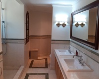 Rynek wtórny - Villa - Estepona - Estepona Centro