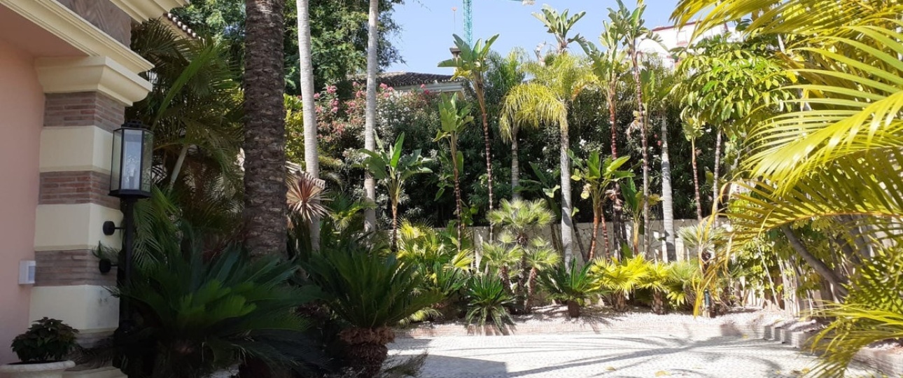 Rynek wtórny - Villa - Estepona - Estepona Centro