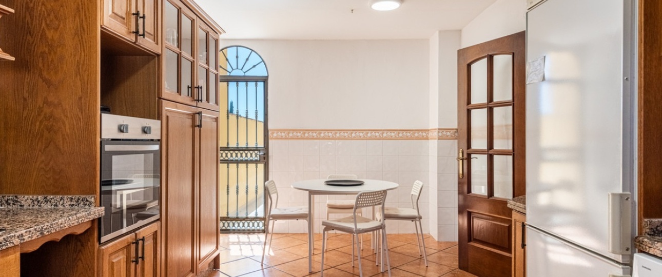 Rynek wtórny - Villa - Estepona - Estepona Centro