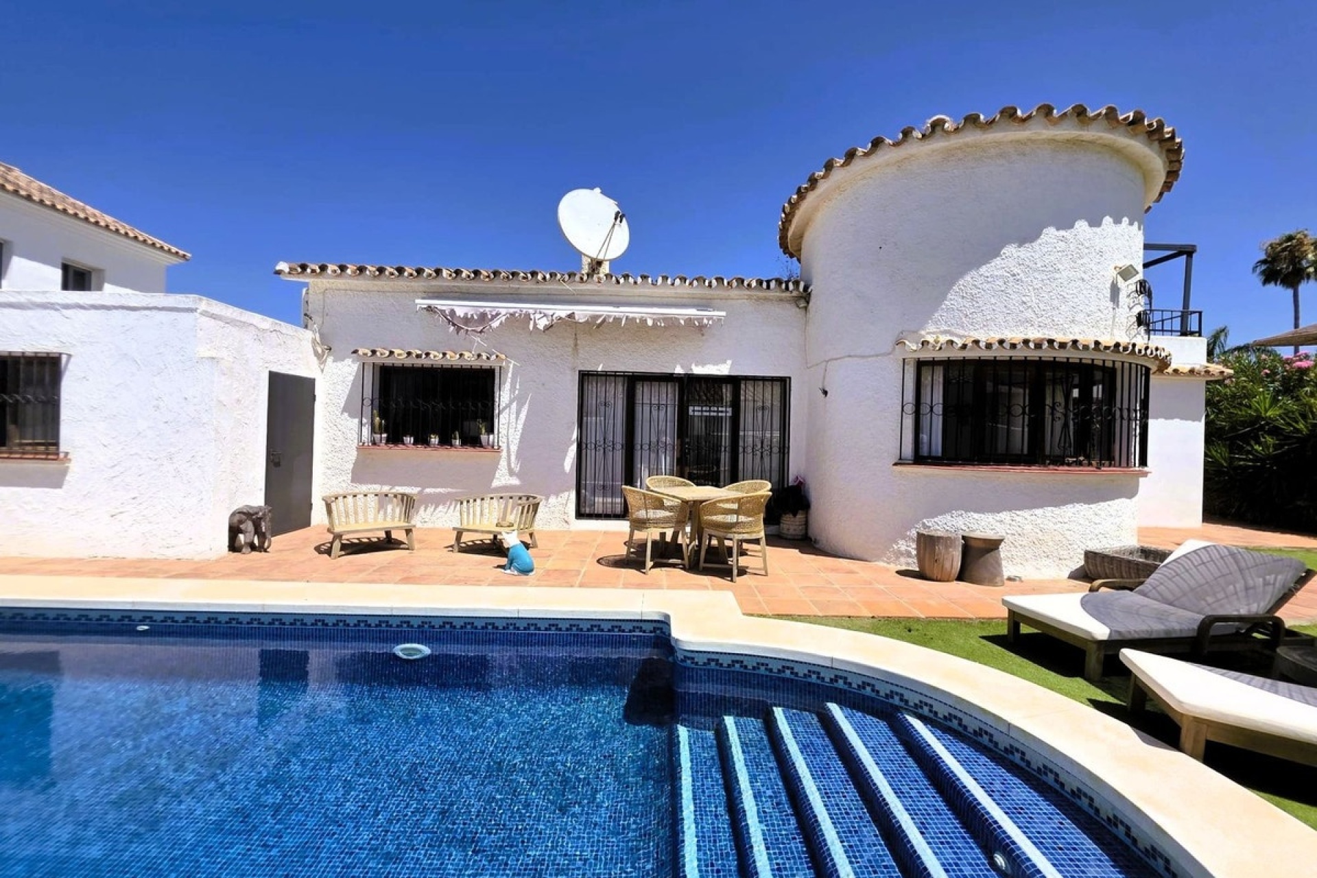 Rynek wtórny - Villa - Estepona - Estepona Centro