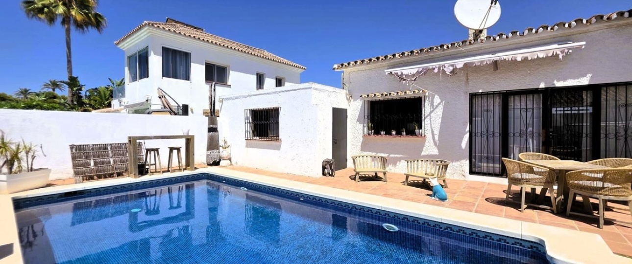 Rynek wtórny - Villa - Estepona - Estepona Centro