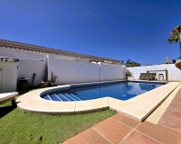 Rynek wtórny - Villa - Estepona - Estepona Centro