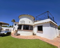 Rynek wtórny - Villa - Estepona - Estepona Centro
