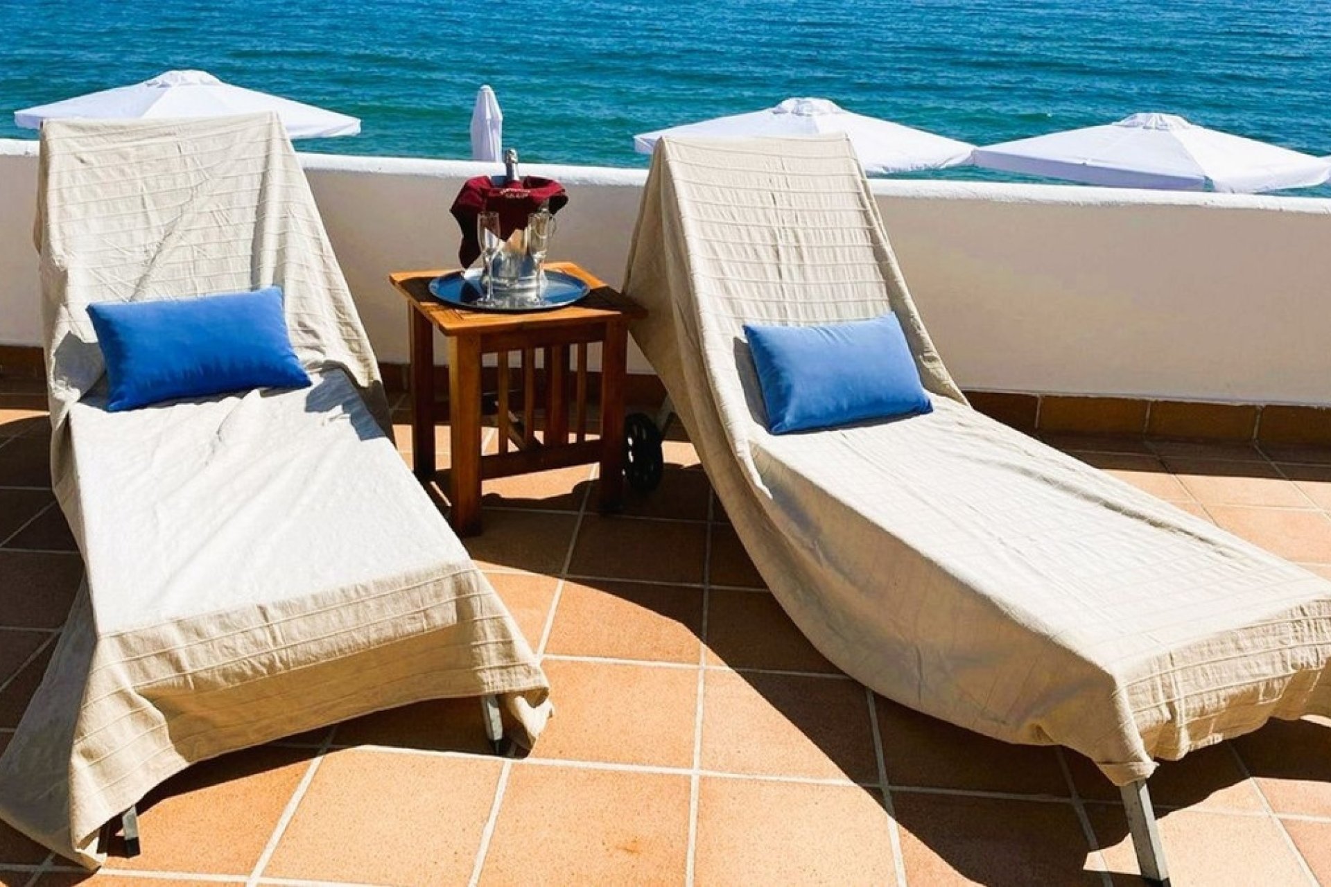 Rynek wtórny - Villa - Estepona - Estepona Centro