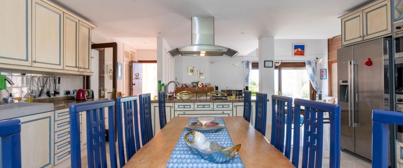 Rynek wtórny - Villa - Estepona - Estepona Centro