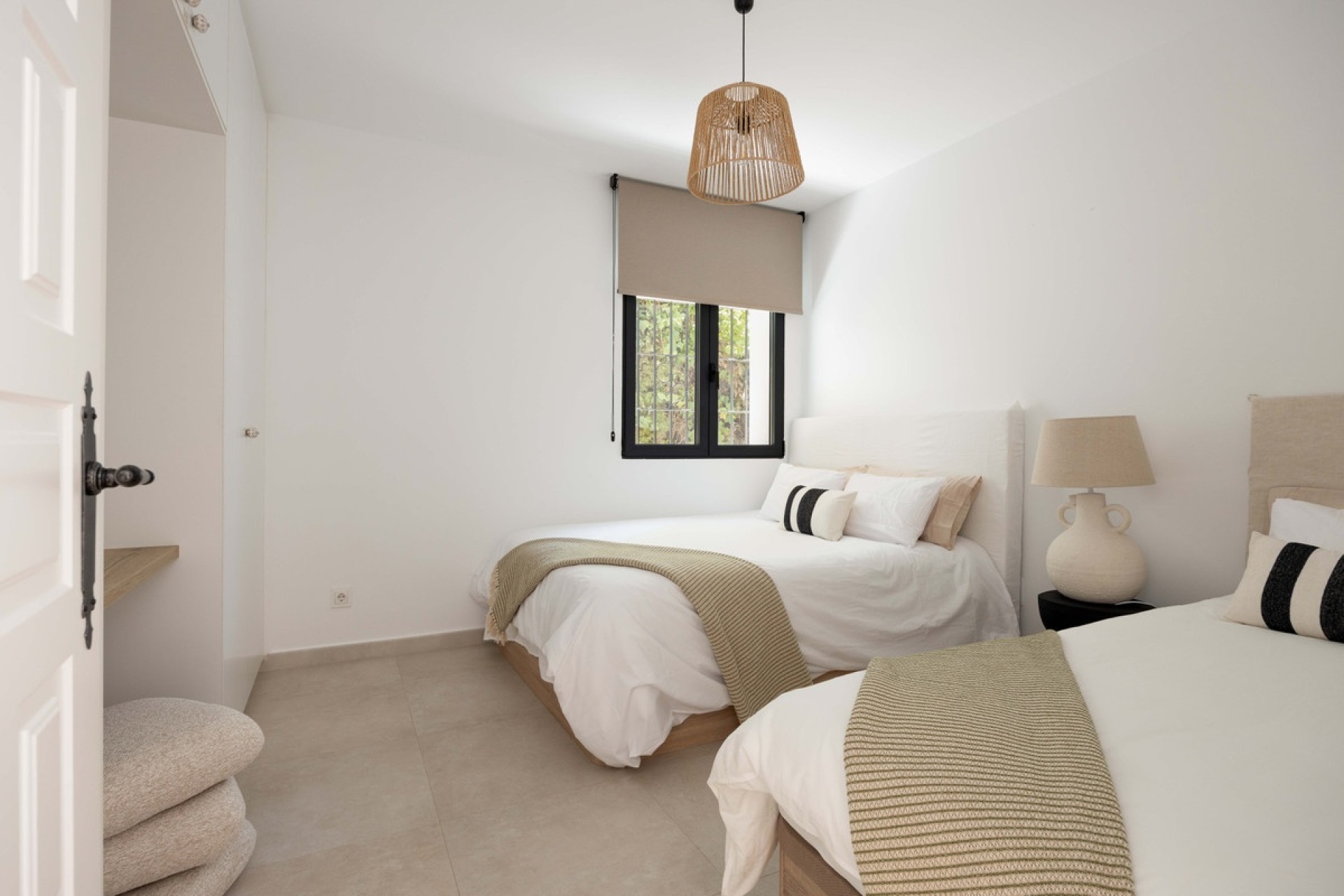 Rynek wtórny - Villa - Estepona - Estepona Centro