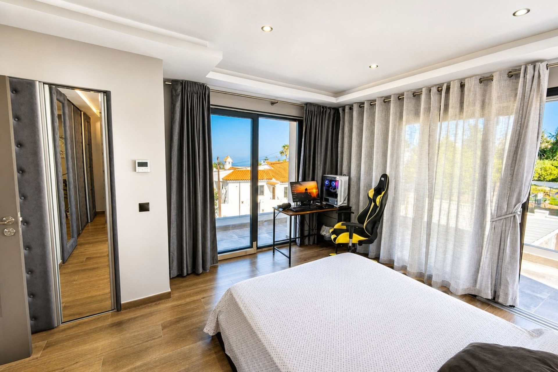 Rynek wtórny - Villa - Estepona - Estepona Centro