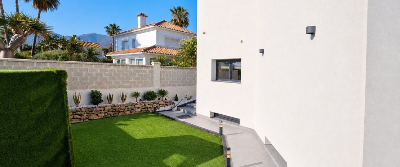 Rynek wtórny - Villa - Estepona - Estepona Centro